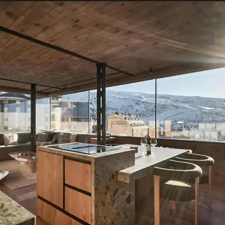 Penthouse Nevado - With 360 View * シエラネバダ